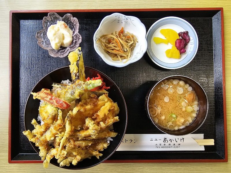 「ワカサギ」の天丼