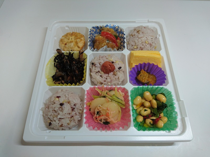 魚吉会館の日替わり弁当 フロンティア技研