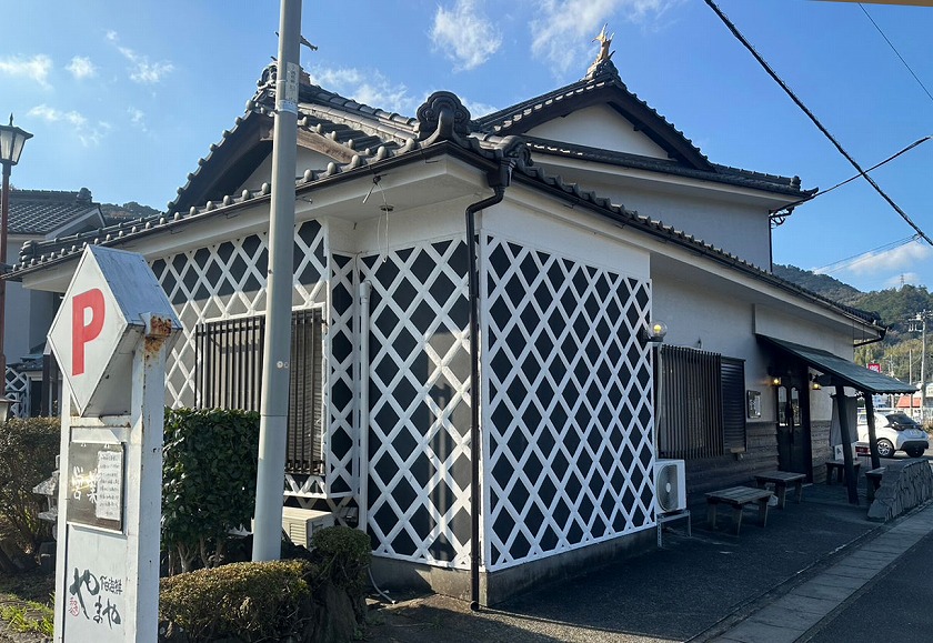 海鮮定食店　やまや